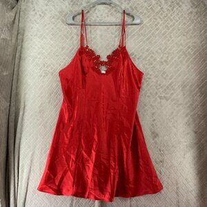 OYO Nightgown Womens 22 Red Short Shiny Silky Satin Slippery Valentine Nightie